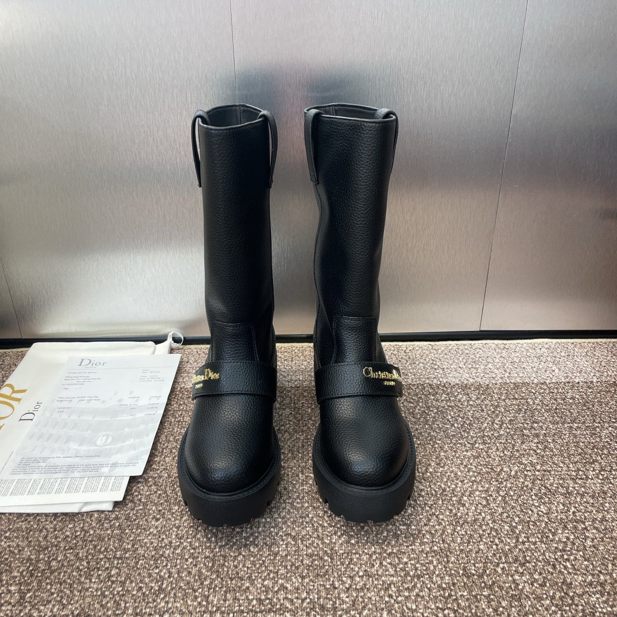 DIOR 25S D-QUEST BOOT 45MM IN BLACK GRAINED CALFSKIN