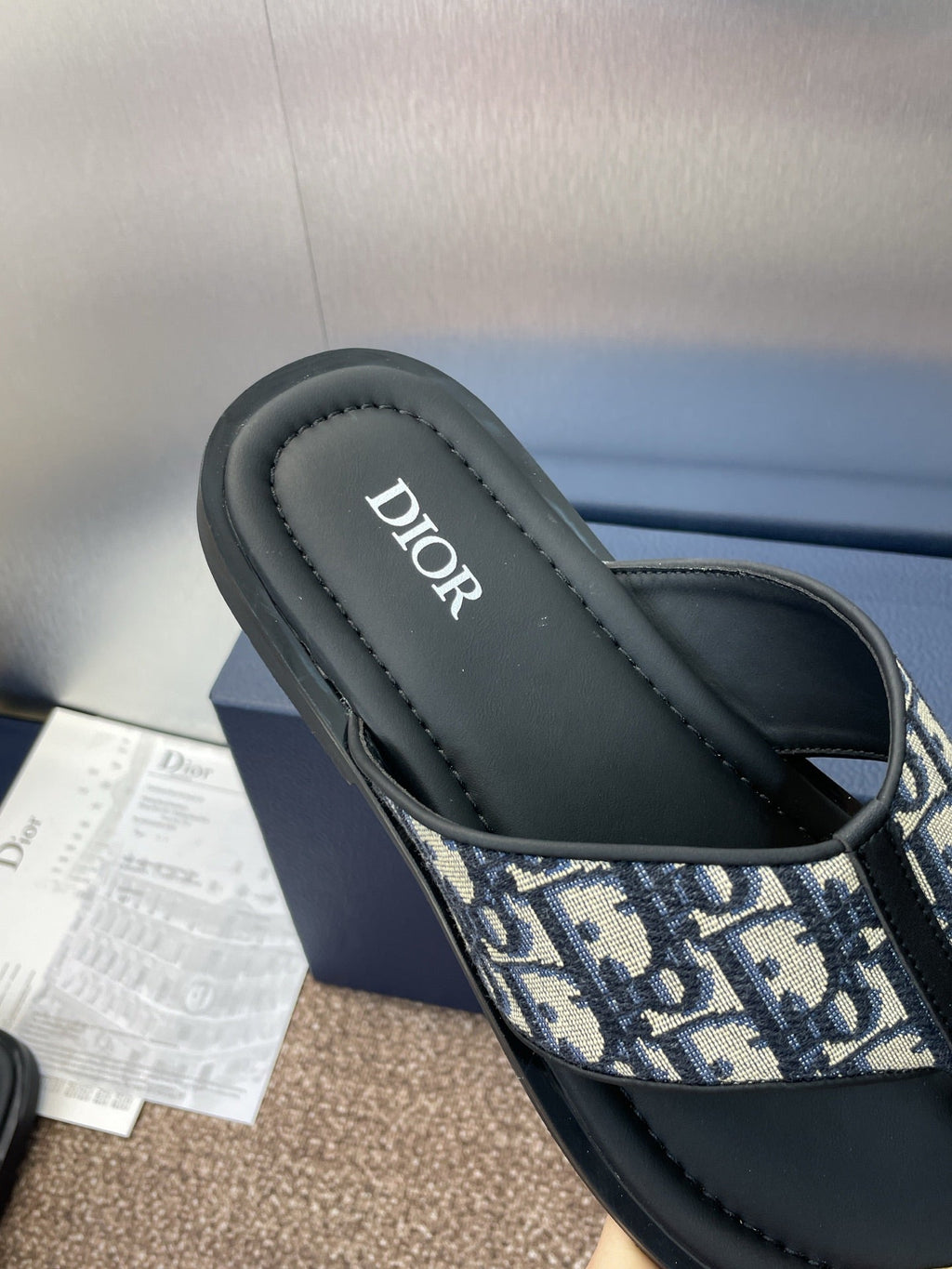 DIOR 25S ALIAS THONG SANDAL IN BEIGE BLACK CALFSKIN AND CANVAS