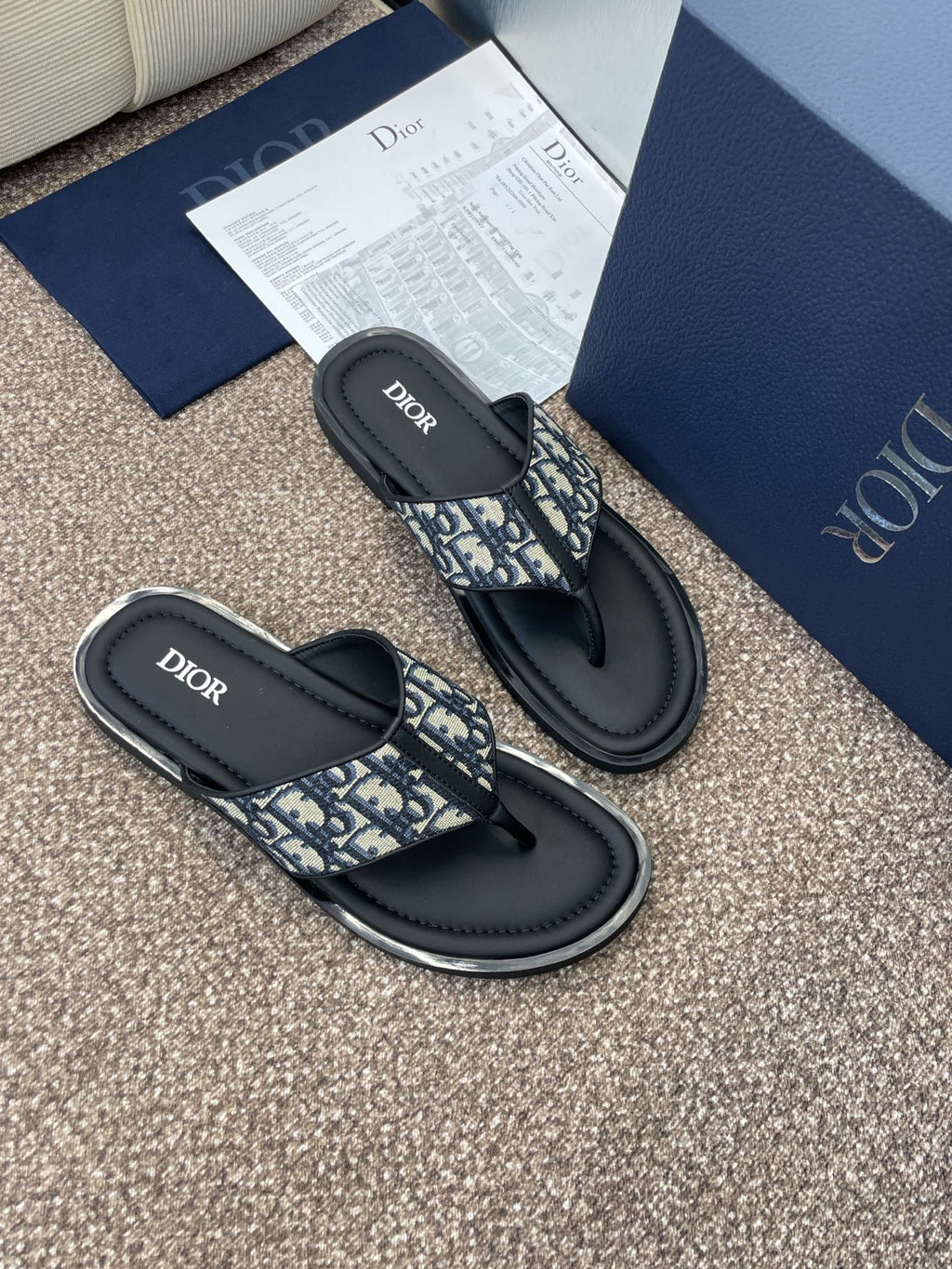 DIOR 25S ALIAS THONG SANDAL IN BEIGE BLACK CALFSKIN AND CANVAS